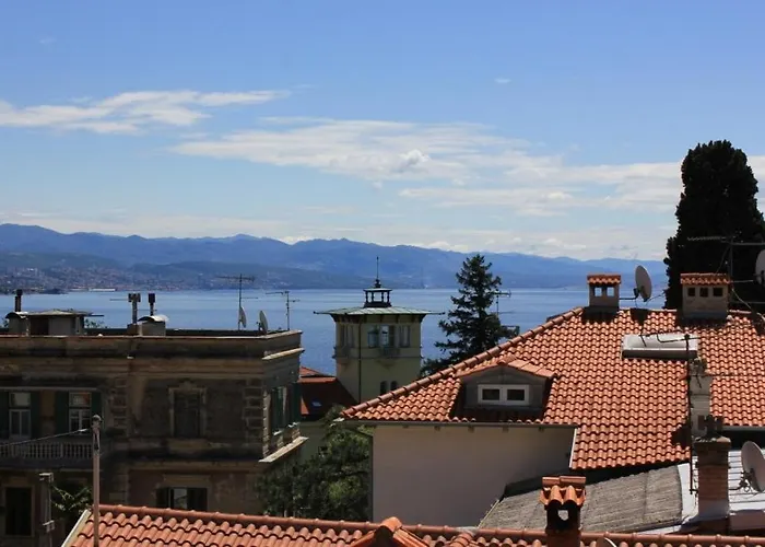 With A Parking Space - 7854 Penzion 3*